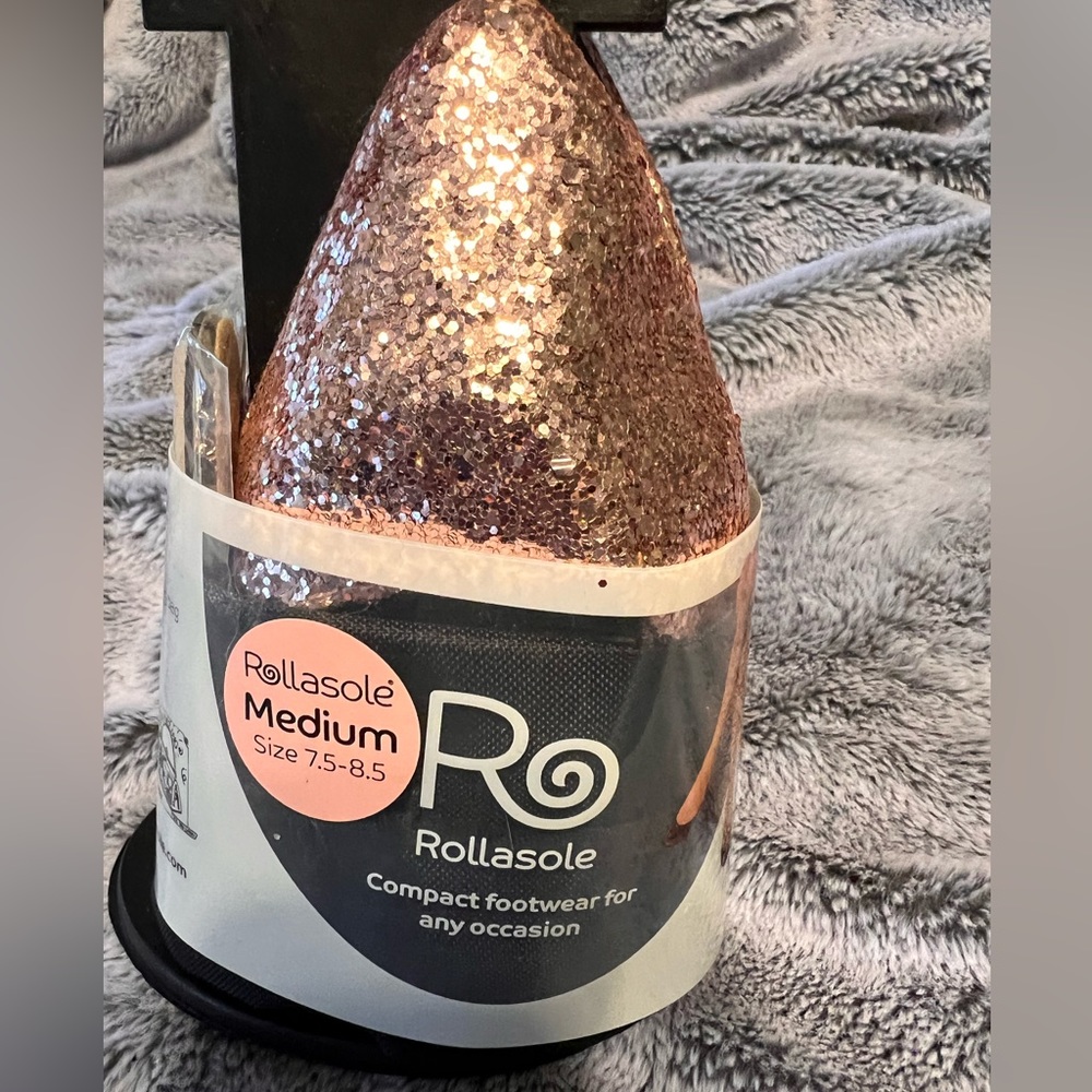 Pink glittery roll up flats 🥿